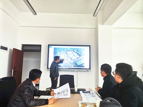 我校召开西区整体绿化规划设计专题交流会