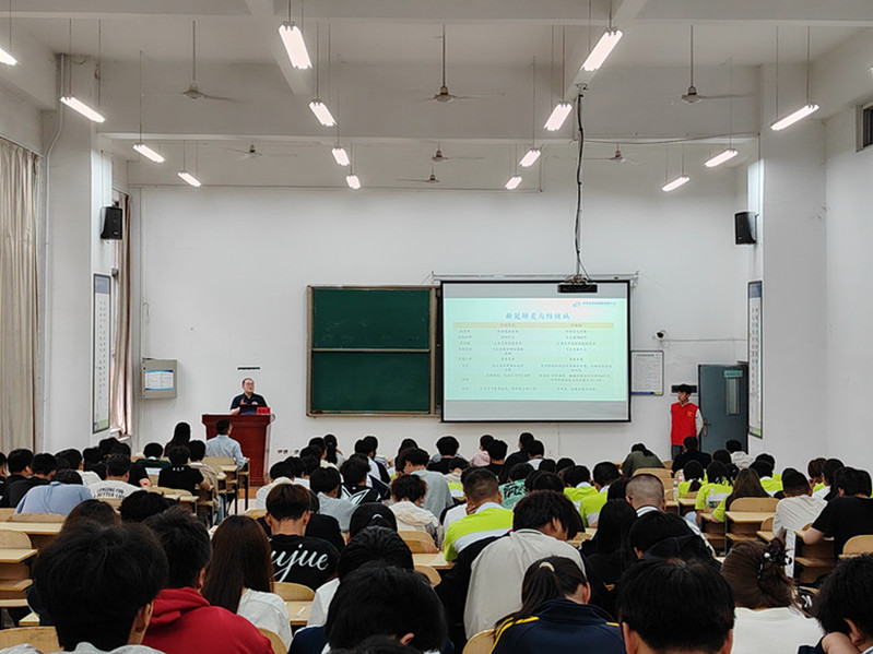 普及结核防控知识，筑牢健康防护屏障：陕铁院举办结核病防控专题知识讲座