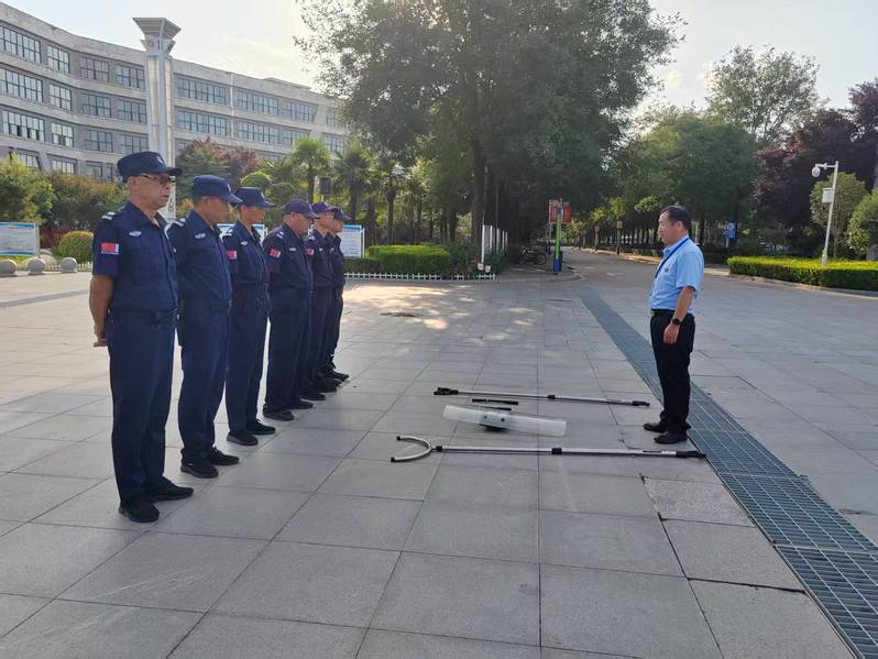 以练促战强本领  筑牢校园安全防线--安全保卫处常态化开展防恐防暴实战演练